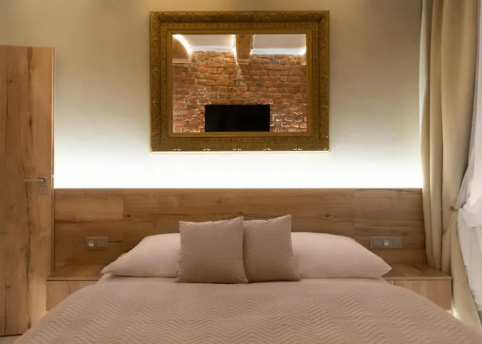 White Wolf Boutique 3*