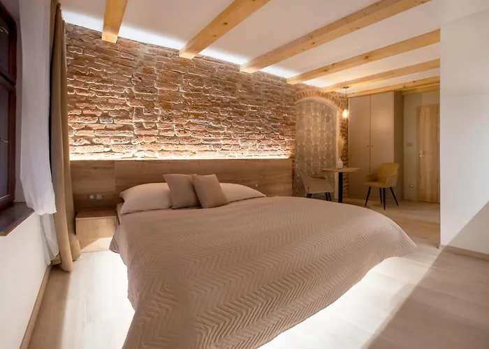 White Wolf Boutique Apartmanhotel