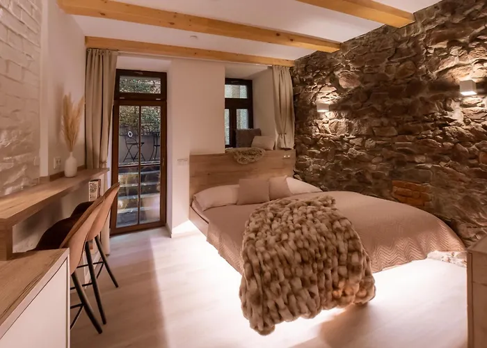 White Wolf Boutique Apartmanhotel 3*